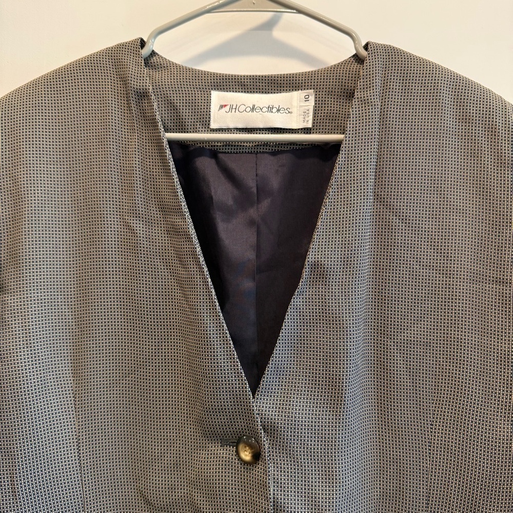 JH Collectibles Charcoal/Brown Blazer - Picture 3 of 10